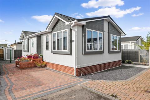 undefined, Sunset Drive, Dodwell, Stratford-Upon-Avon