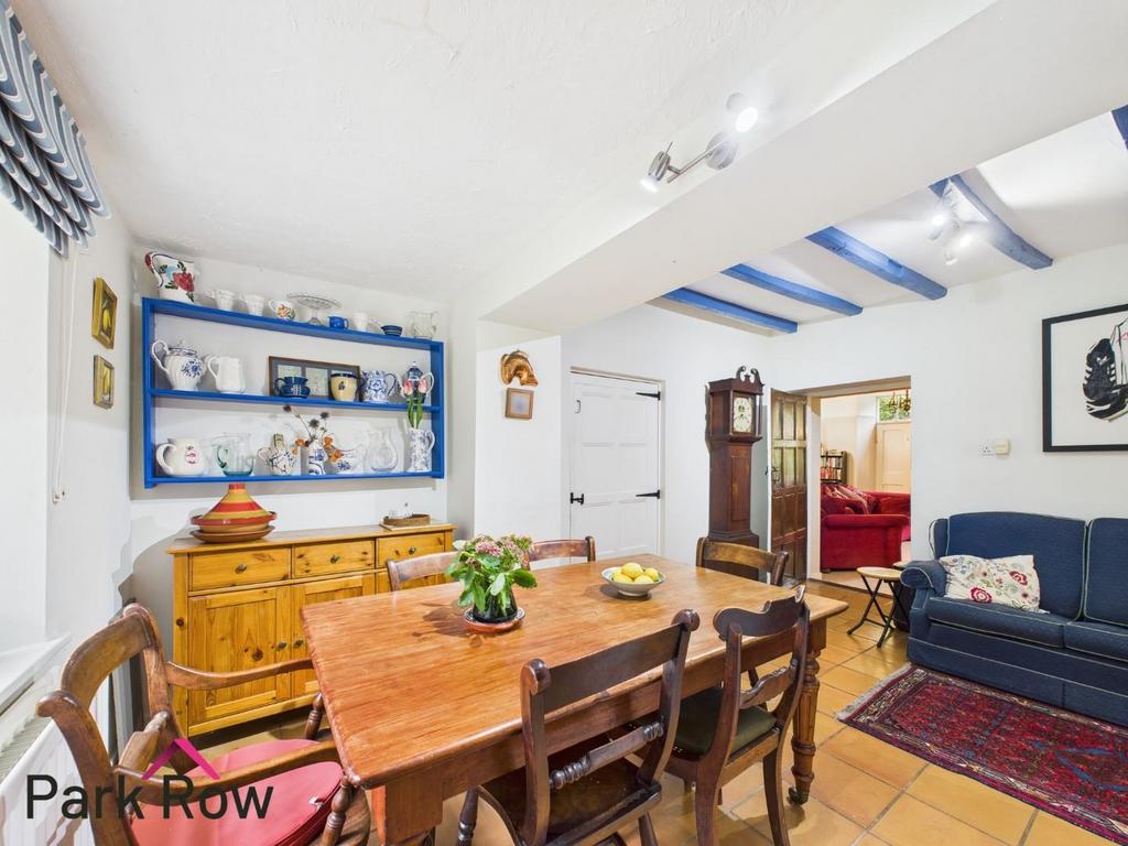 Kitchen / living area