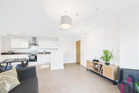 3 bedroom flat to rent, The Landmark, 30 Oldfield Road, Salford, M5