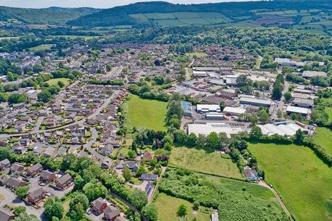undefined, Monmouth,Monmouthshire,NP25 5SB