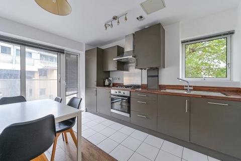 2 bedroom flat for sale, Coutts Court, Wallwood Street, London, E14
