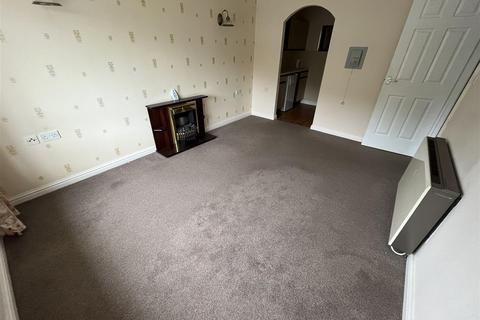 1 bedroom apartment for sale, Manor Park, Gloddaeth Avenue, Llandudno