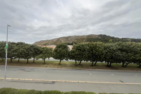 1 bedroom apartment for sale, Manor Park, Gloddaeth Avenue, Llandudno