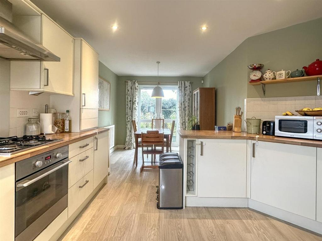 Kitchen diner