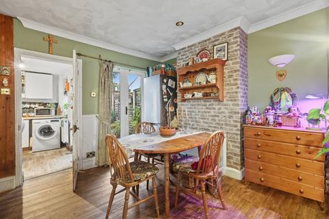 2 bedroom semi-detached house for sale, Shrubland Road, Colchester, CO2
