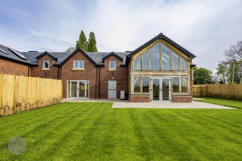 4 bedroom semi-detached house for sale, Kenyon Lane, Lowton, Warrington, Greater Manchester, WA3 1LQ
