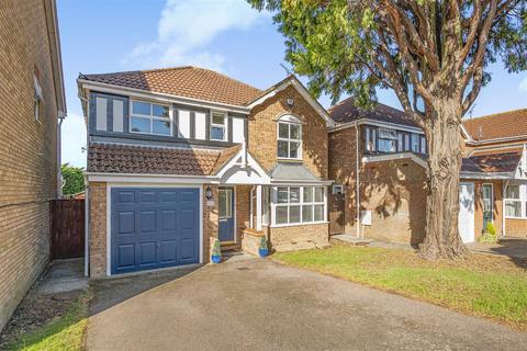 Highfield, Carpenders Park WD19