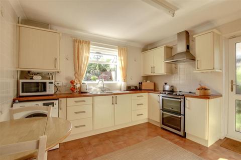 3 bedroom detached bungalow for sale, Victor Close, Seaford