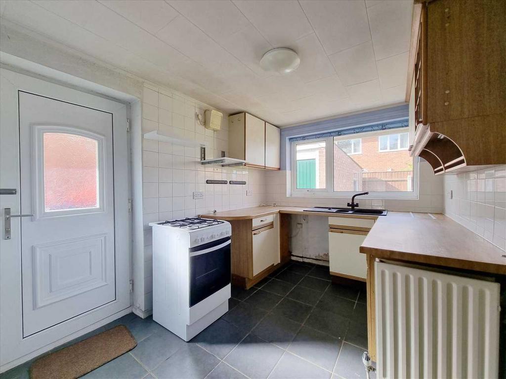 Kitchen: