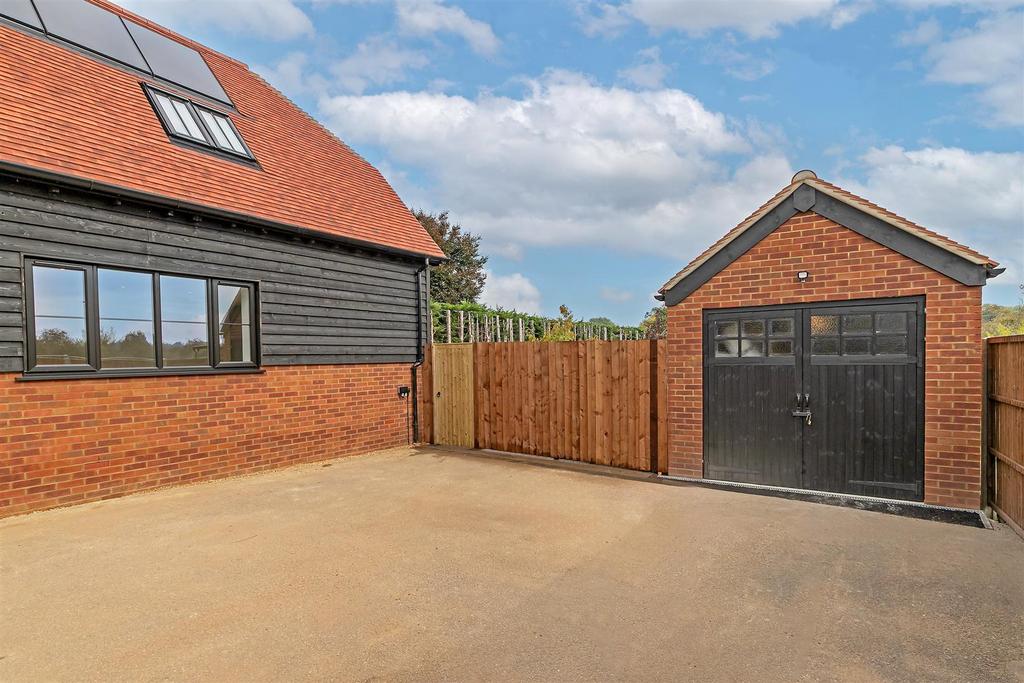 41 Warrengate Road-30.jpg