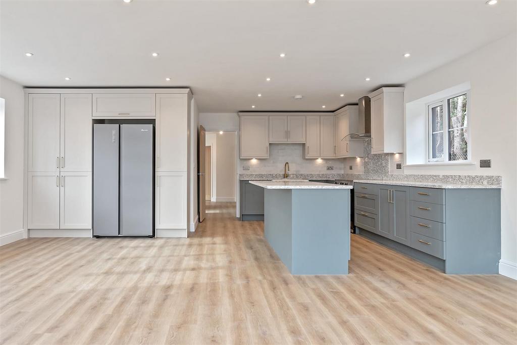 41 Warrengate Road-73.jpg