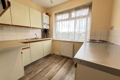 1 bedroom flat for sale, Crow Lane, Romford