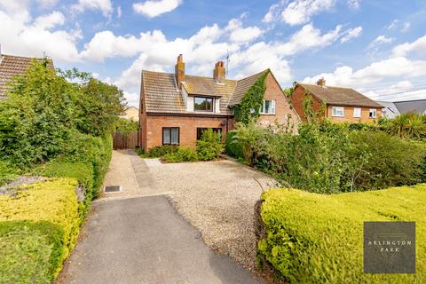 3 bedroom semi-detached house for sale, Chapel Road, Hainford NR10
