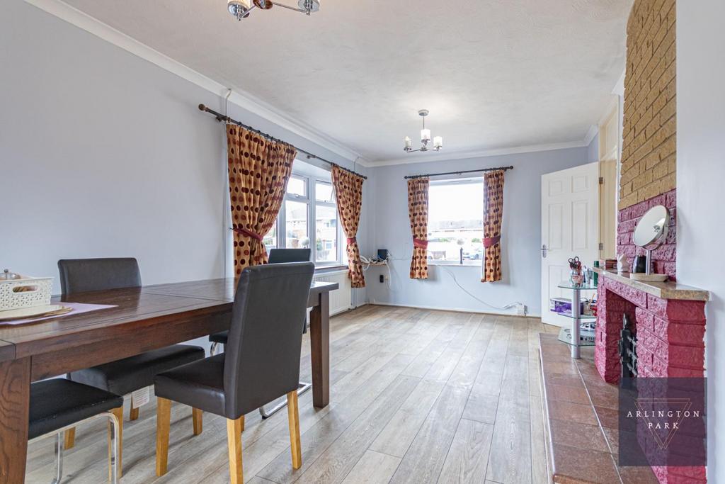 43, Blithewood Gardens Norwich, NR7 8 PT-07.jpg