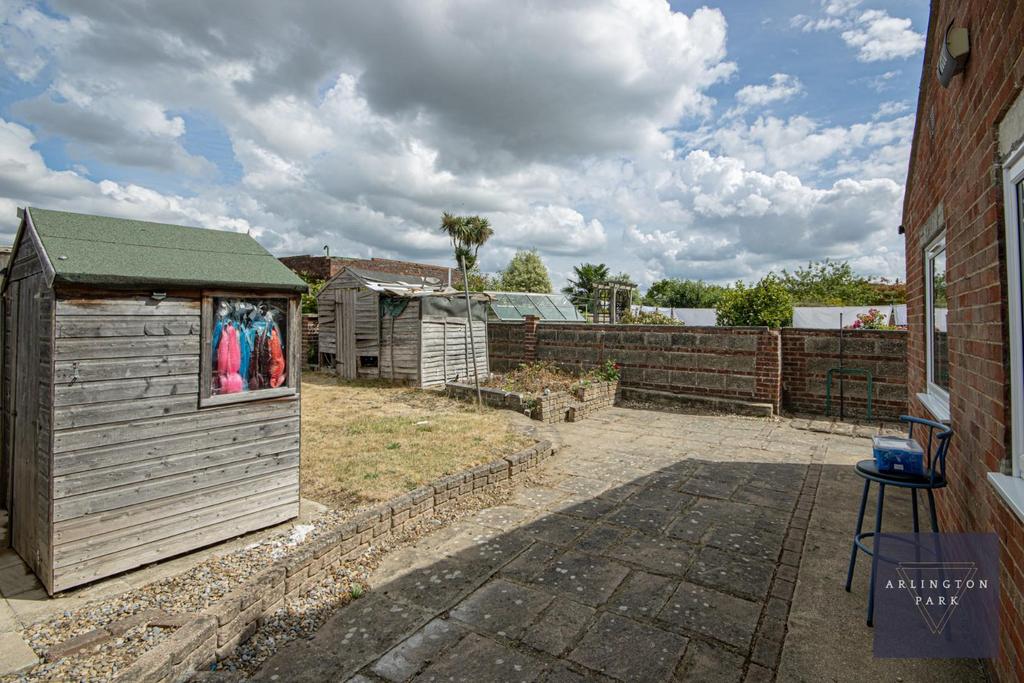 43, Blithewood Gardens Norwich, NR7 8 PT-13.jpg