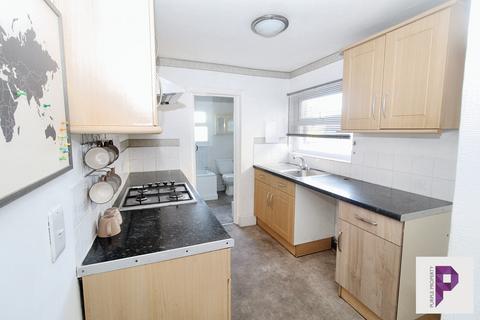 3 bedroom terraced house for sale, Milton Road, Gillingham, Kent, ME7