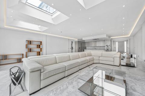 undefined, Rowdon Avenue, London, NW10