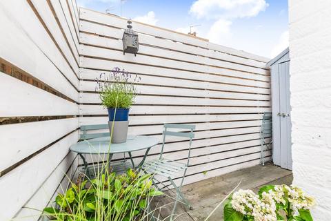 undefined, Tennyson Road, Stratford, London, E15