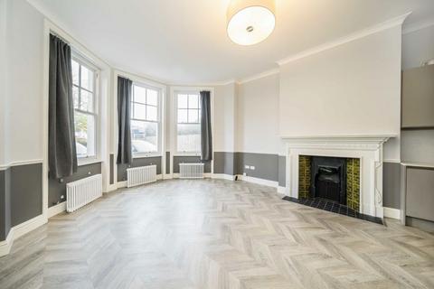 3 bedroom flat to rent, Alexandra Park Road, London N10