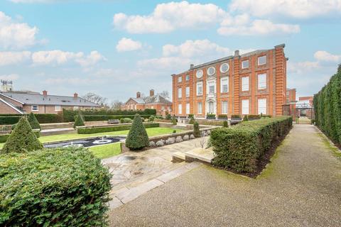 undefined, Queen Mary's Place, Roehampton, London, SW15