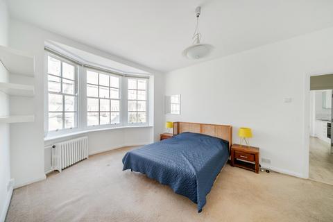 3 bedroom flat for sale, Queensway, Bayswater, London, W2