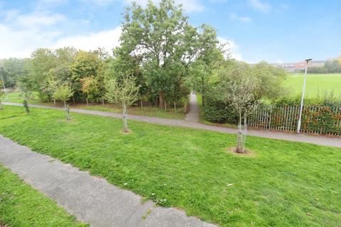 1 bedroom flat for sale, Eden Close, Langley