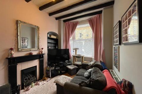 2 bedroom terraced house for sale, Candler Street, Scarborough YO12