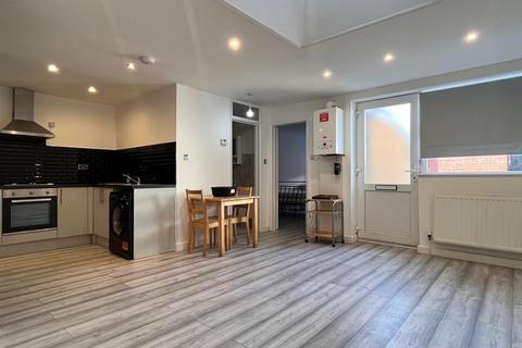 undefined, Romford Road, Forest Gate, London