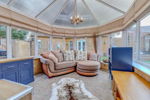 4 bedroom detached house for sale, Falcon Close, Leicester Forest East, LE3