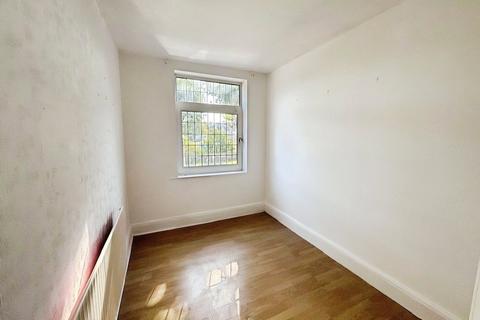 undefined, Elgar Avenue, Surbiton KT5