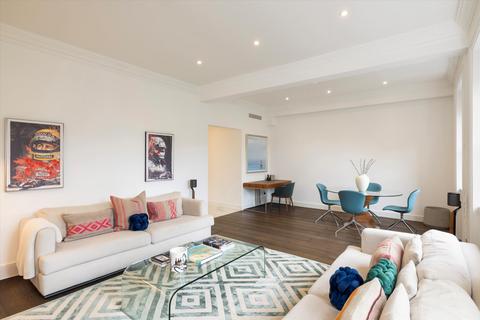2 bedroom flat for sale, Cadogan Square, London, SW1X