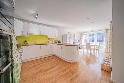 undefined, Starbold Crescent, Knowle, B93