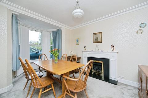 undefined, Ffordd Caergybi, Llanfairpwllgwyngyll LL61
