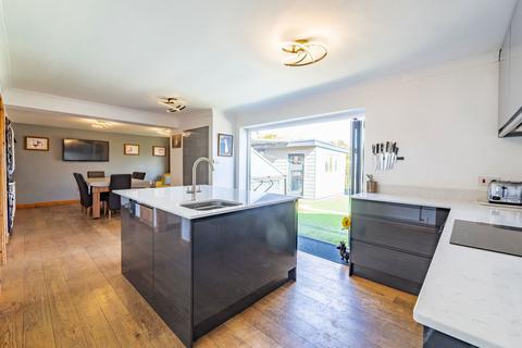 4 bedroom detached house for sale, Ivy Lane, Wilstead