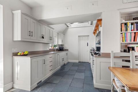 undefined, 16 Kinnersley, Severn Stoke, Worcestershire. WR8 9JR