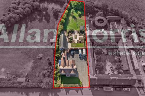 undefined, 16 Kinnersley, Severn Stoke, Worcestershire. WR8 9JR