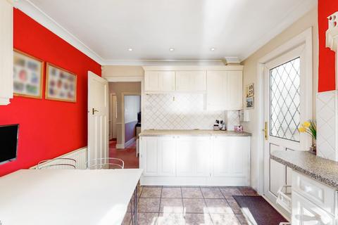 2 bedroom semi-detached bungalow for sale, Harrow, Greater London HA2
