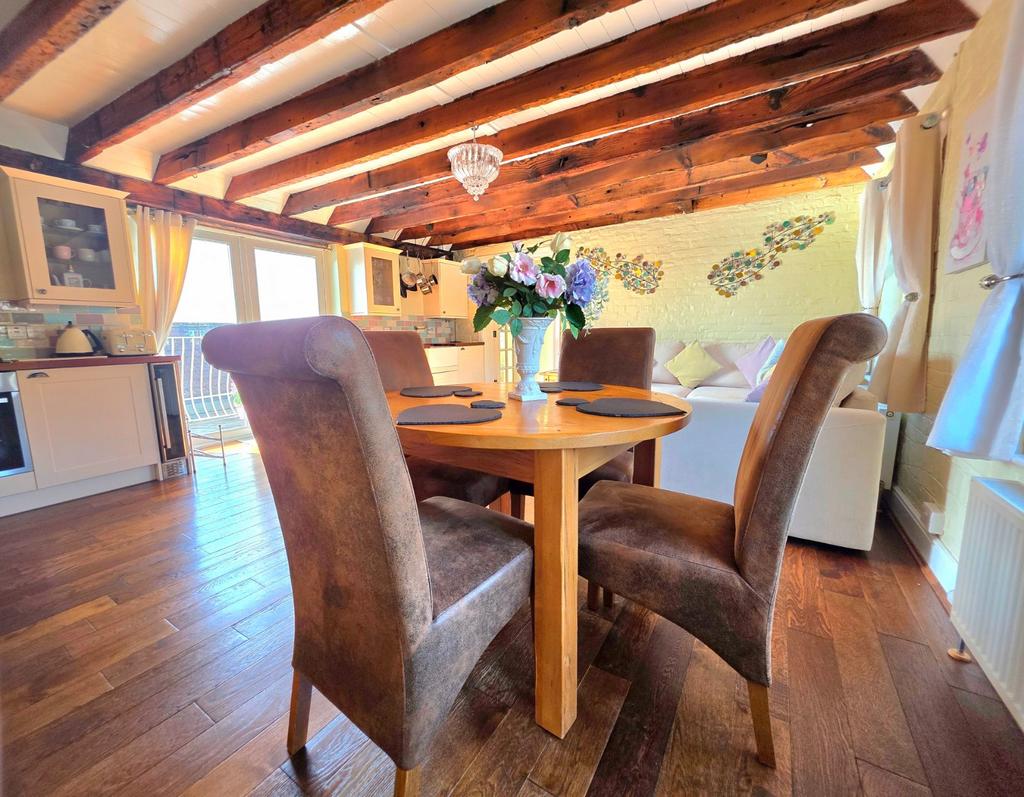 Lounge/Diner/Kitchen