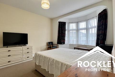 undefined, Ashburton Avenue, Ilford IG3