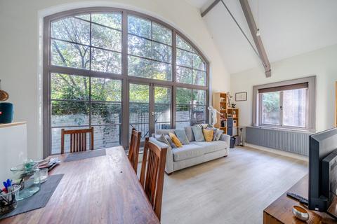 2 bedroom flat for sale, Bennett Park, Blackheath, London, SE3