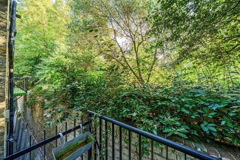 2 bedroom flat for sale, Bennett Park, Blackheath, London, SE3