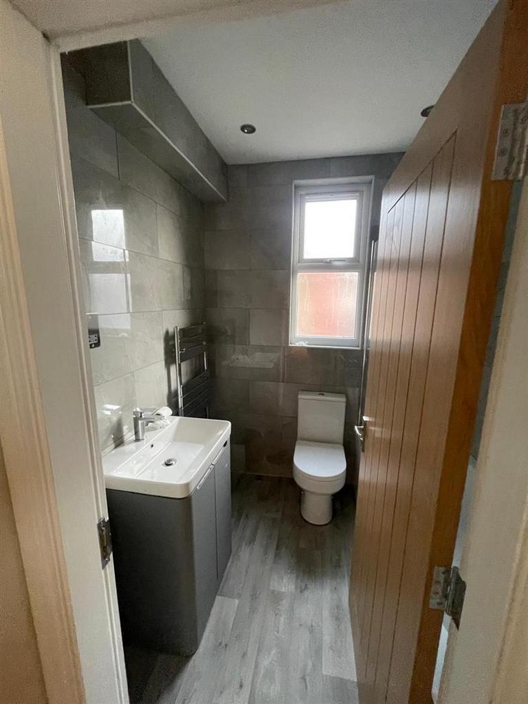 New bathroom.JPG