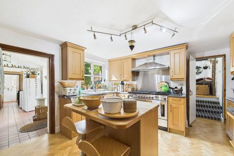 3 bedroom detached house for sale, Middletons Road, Yaxley, PE7