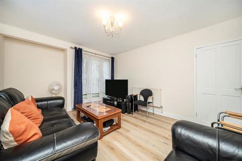 2 bedroom flat for sale, Fanshaw Street, London N1