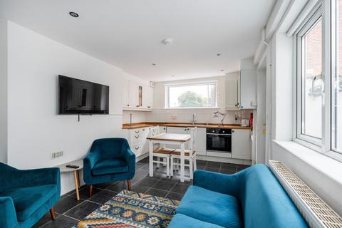 5 bedroom terraced house for sale, St. Georges Road, Great Yarmouth