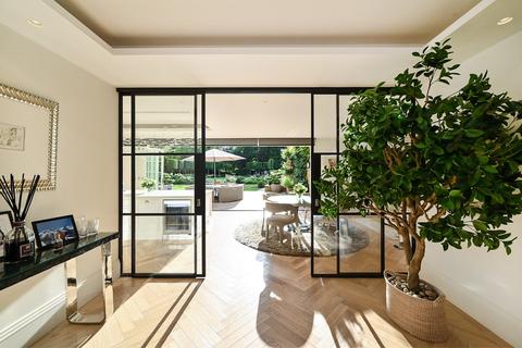 1 Westbury Road, London, W5 2LE