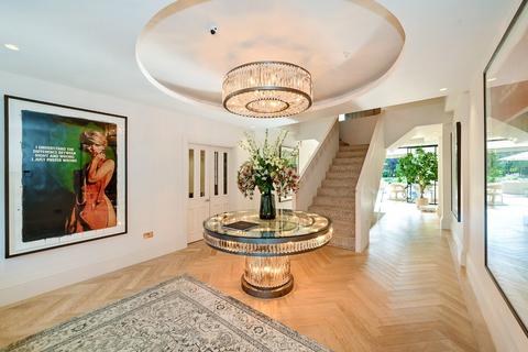 1 Westbury Road, London, W5 2LE