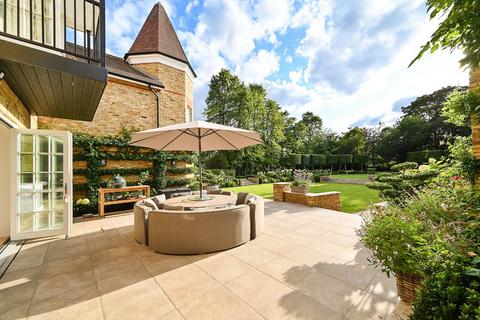 1 Westbury Road, London, W5 2LE