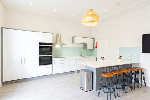 5 bedroom apartment to rent, Clifton Park Road, Clifton, Bristol, Bristol, BS8