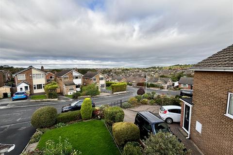 undefined, Pondfields Close, Kippax, Leeds